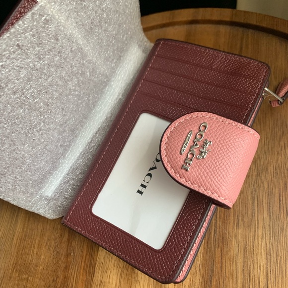 Coach Medium Corner Zip Wallet - Picture 3 of 4